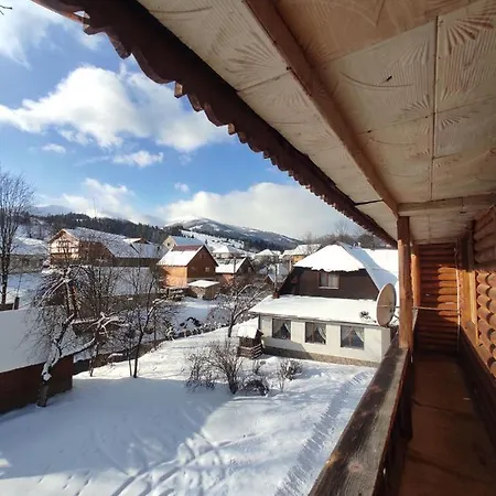 хата у карпатах *